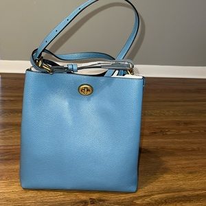 NEVER USE‼️‼️‼️Coach shoulder bag pretty light blue..